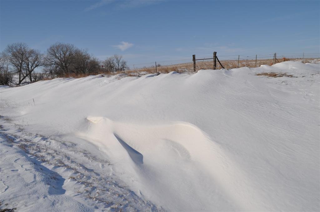 fun snow drift, Cloud County, KS