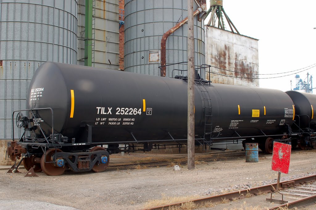 Trinity Industries Leasing Company Tank Car No. 252264 at Beatrice, NE