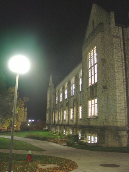 Farrell (Hale) Library