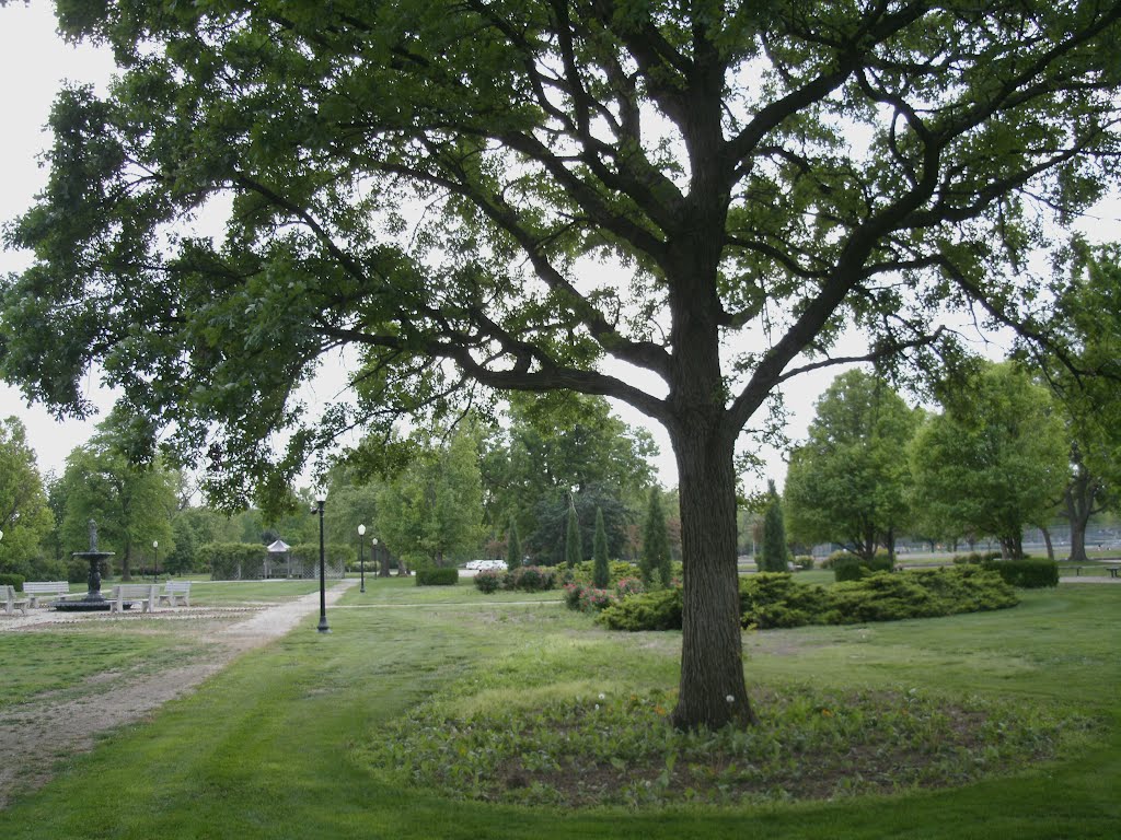 Oakdale Park, Fountain and Gazebo, April 19, 2012