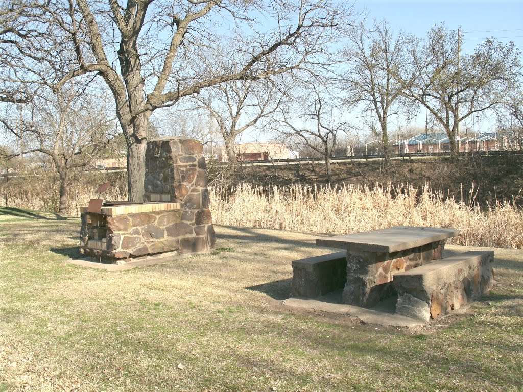 Oakdale Park, BBQ Stove and Picnic Table