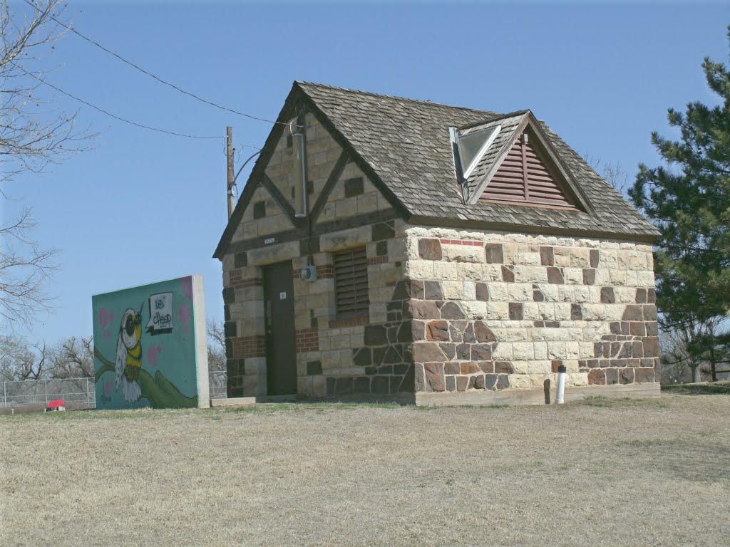 Oakdale Park, Outhouse with Painted Owl