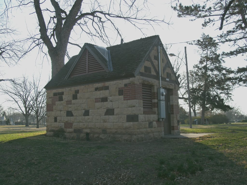 Oakdale Park, Westside of North Outhouse