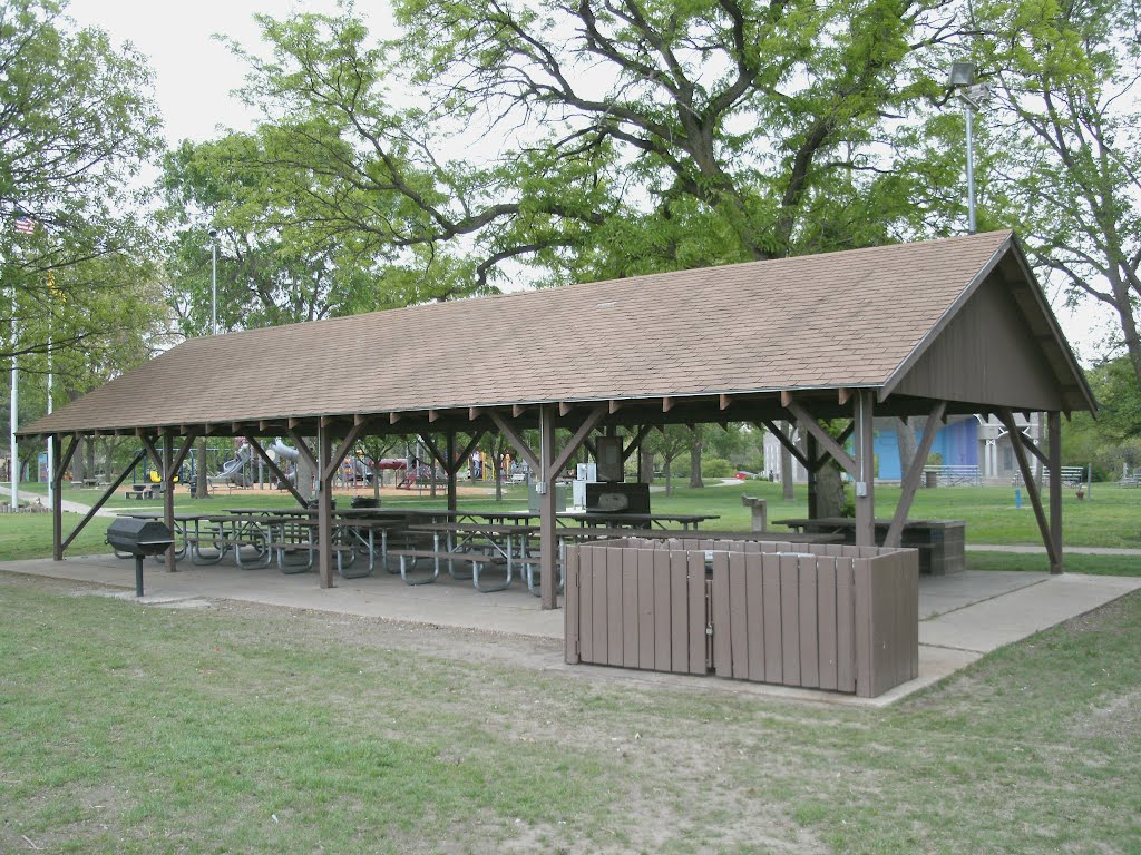Oakdale Park, Shelter 1, North side