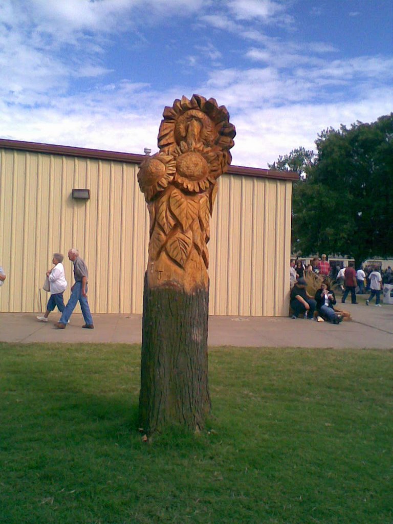 Sunflower Tree Carvings,Kansas State Fair 2008,Hutchison,Kansas,USA