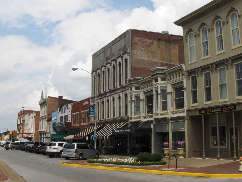 Main Street, Bowling Green, KY, GLCT