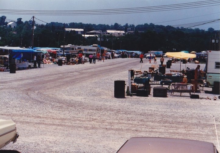 Garage sales in Georgetown  ガレージセール　Lexington stay 1987