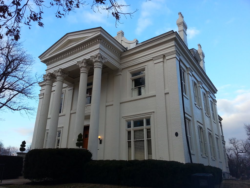 The ever impressive Bell House at dusk