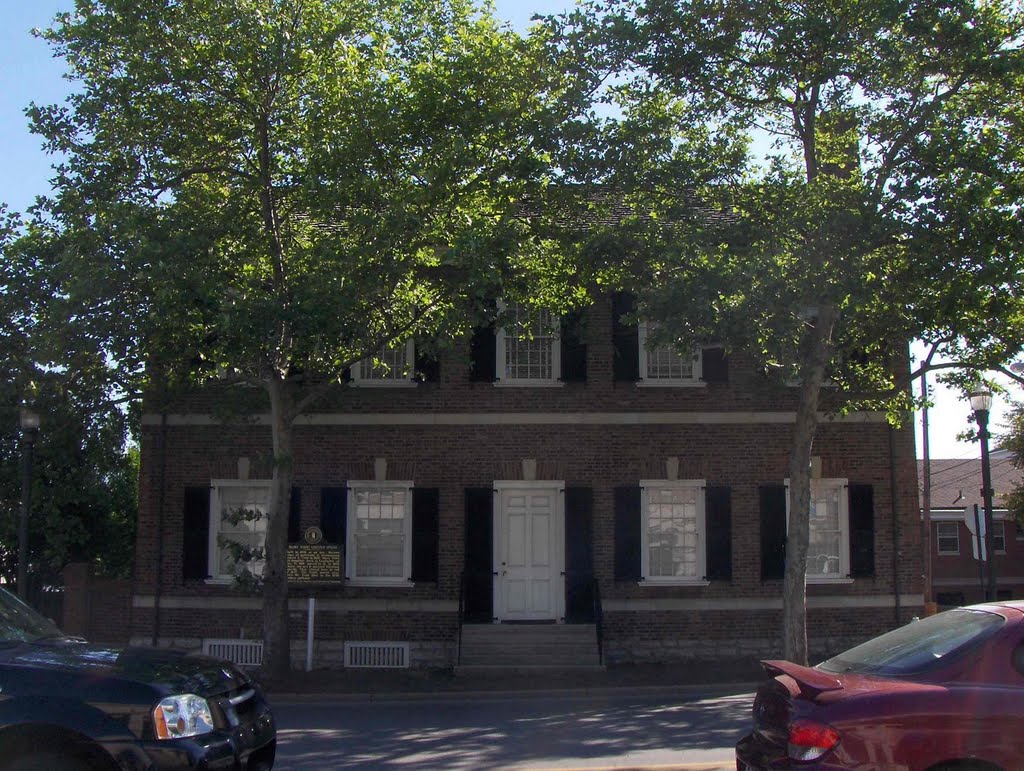 Mary Todd Lincoln House, GLCT