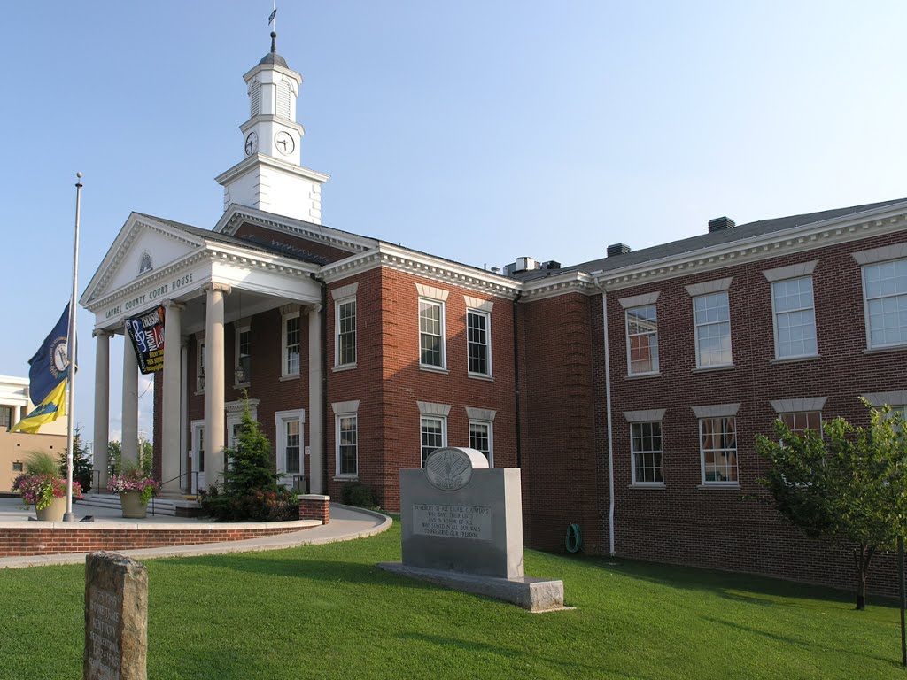 Laurel County Courthouse - London, KY