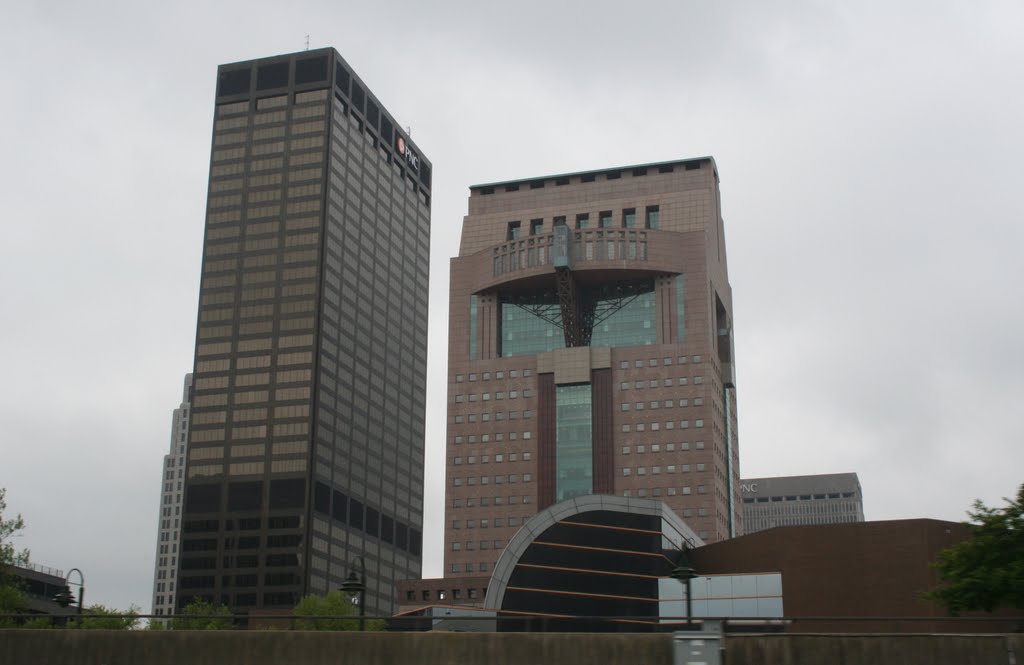 Louisville, Humana Building and PNC Tower