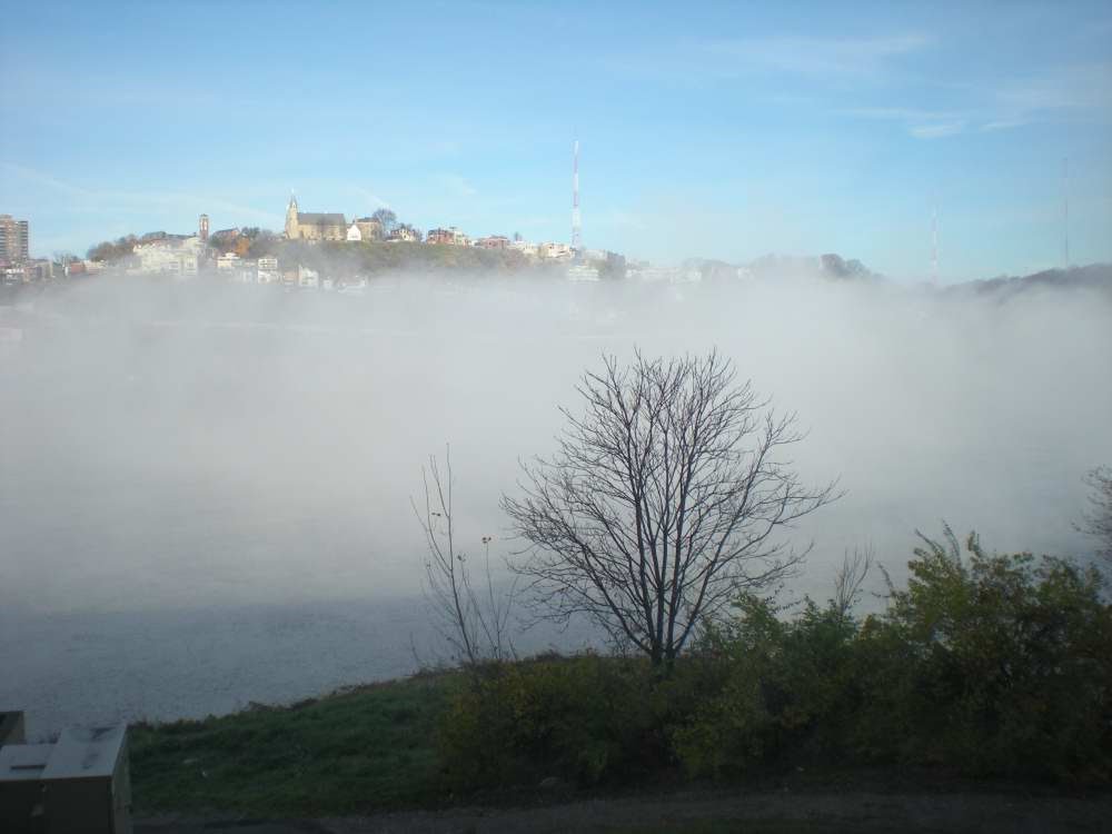 Newport, Kentucky, Usa - Foggy View of Cincinnati, Ohio