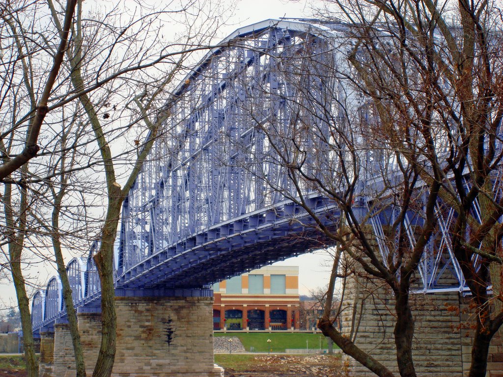 Louisville Nashville Bridge over Ohio River, Purple Bridge, Cincinnati, Ohio