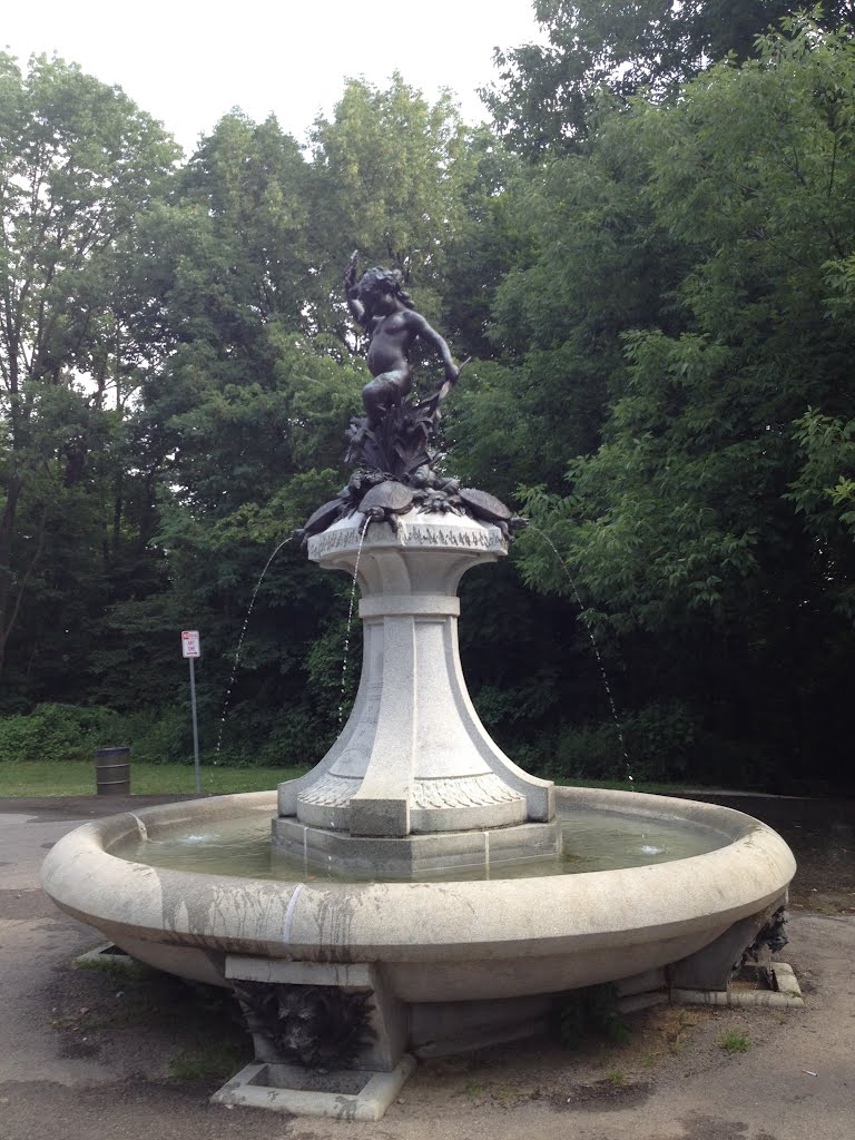 Fountain in Cherokee Park