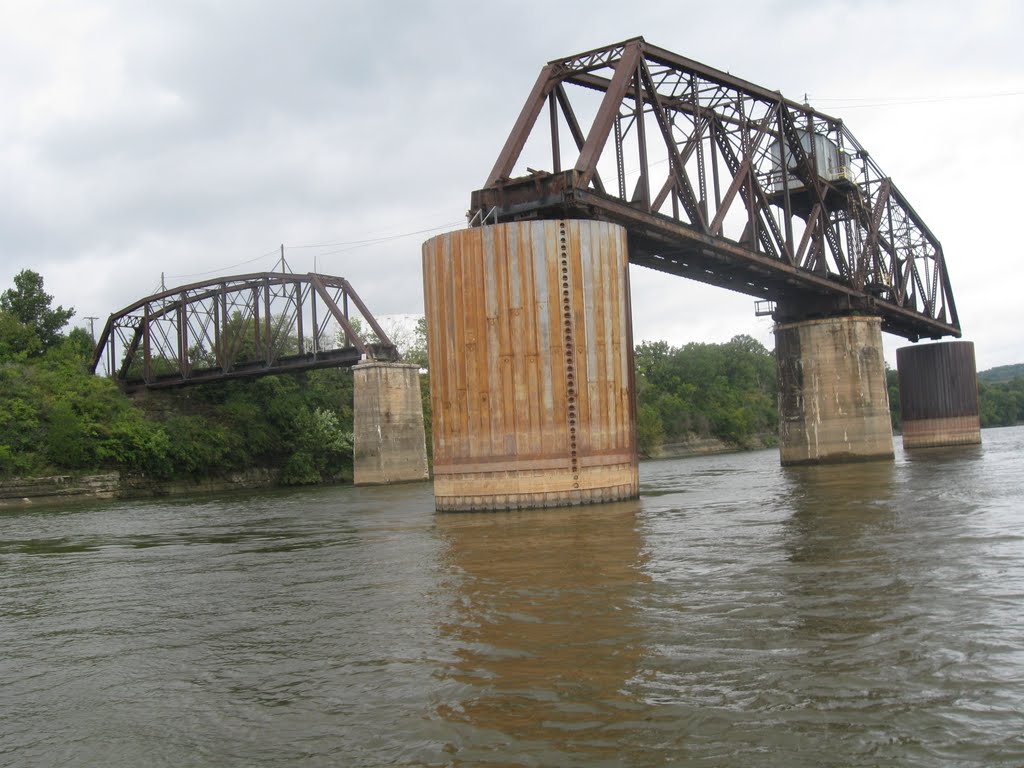 Old Tennessee Central Rail Road Rotating Bridge.  The corp wants to demolish this non replaceable bridge calling it a hazard.