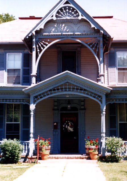 the gengerbread house