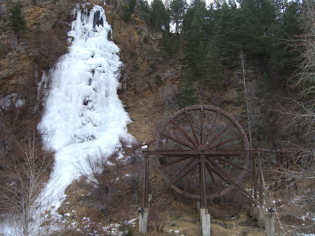 Bridal Veil Falls and Charlie Tayler Water Wheel 2005