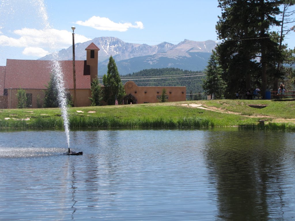 Woodland Park and Pikes Peak (07/2009)