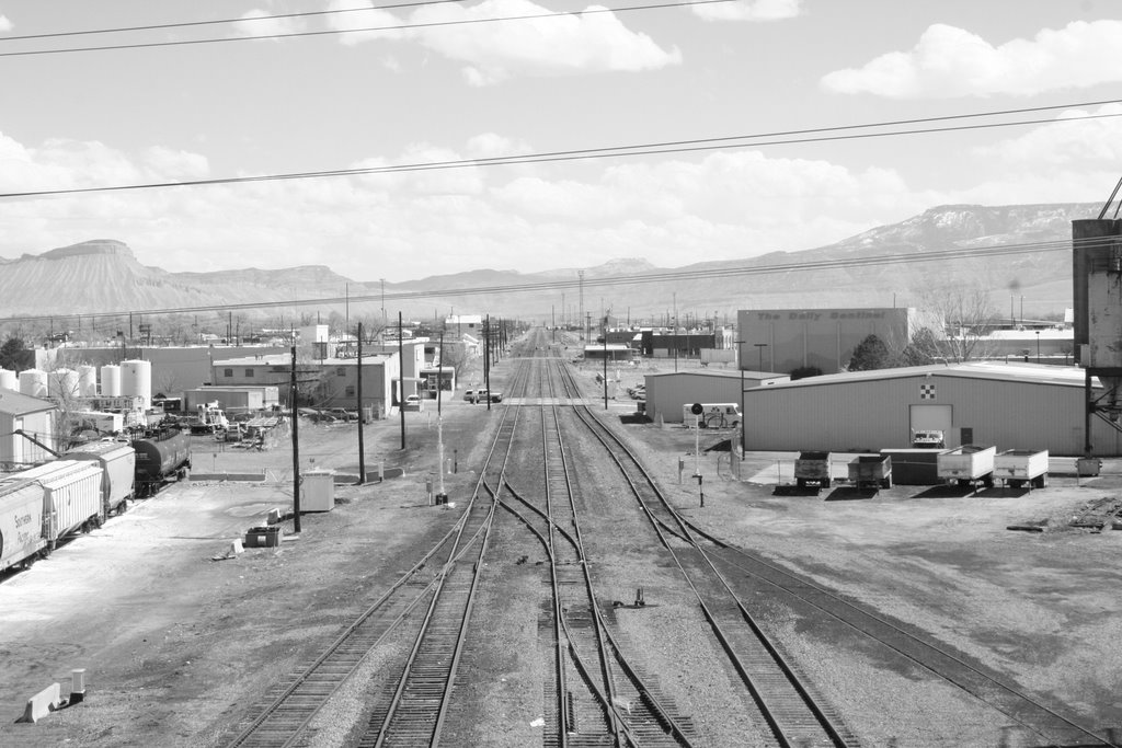 rails east