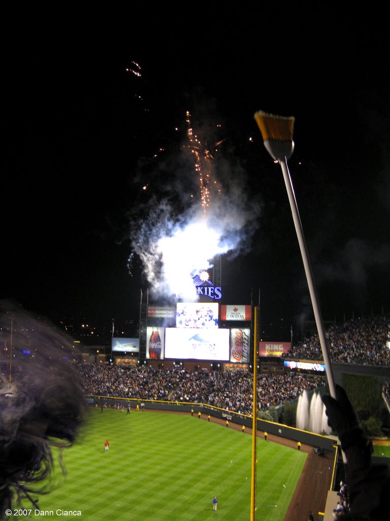 2007 - October 16th - 05:40Z - NLCS Game 4 - Rockies win!  Sweep!!