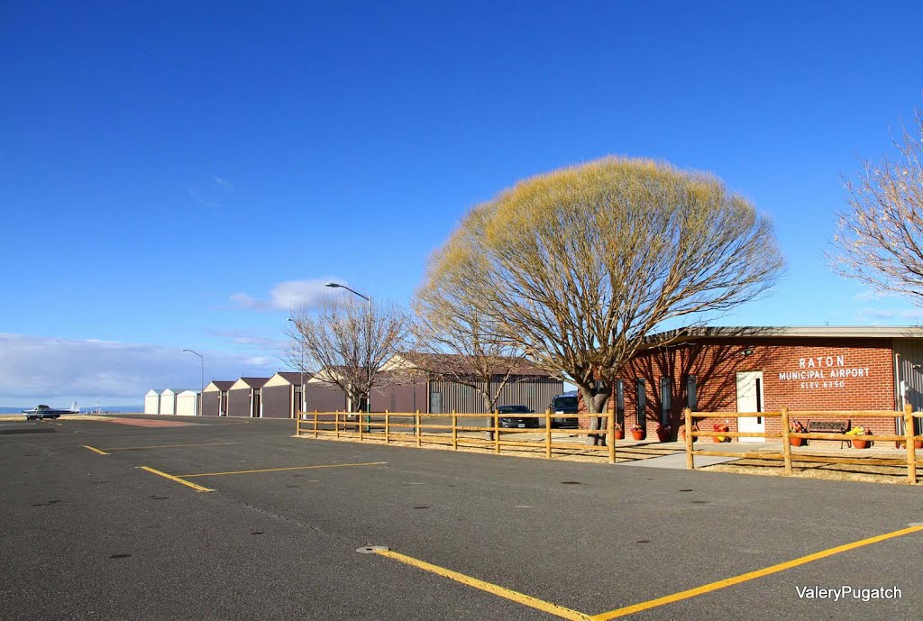 Raton Municipal Airport RTN