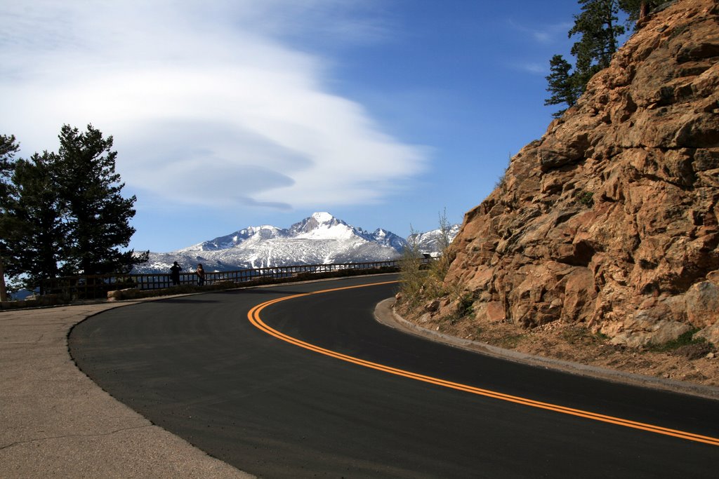 Longs Peak as seen from Many Parks Curve on Trail Ridge Road