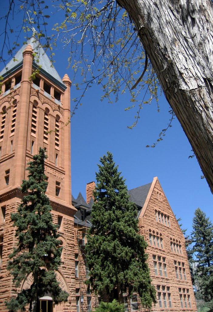 a new university in a 19th century stone beauty