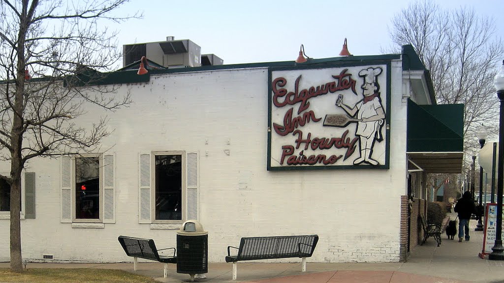 Edgewater Inn