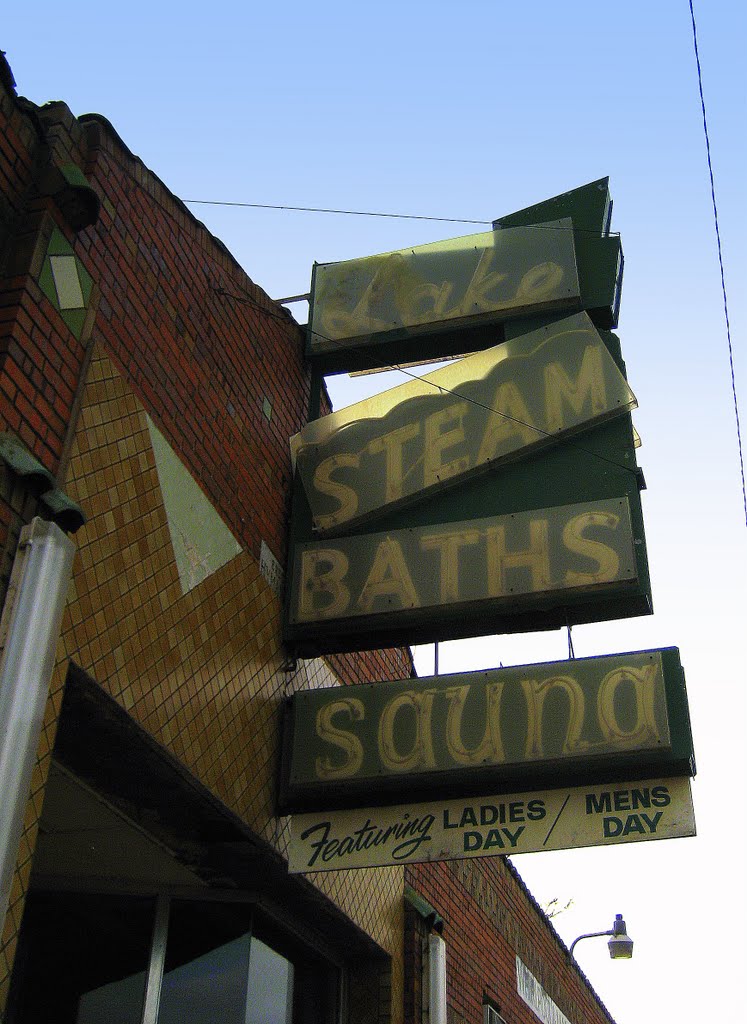 Lake Steam Baths - Sauna