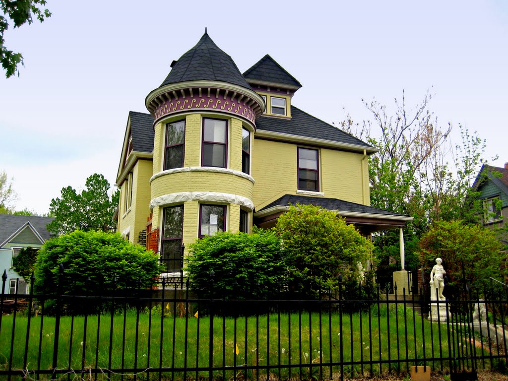 beautiful victorian in west highland Denver