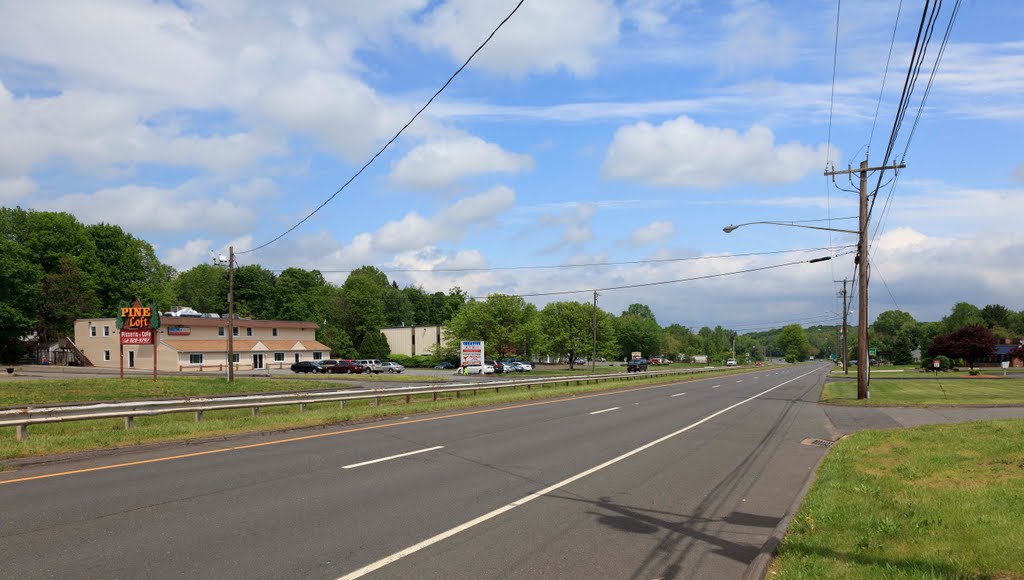 Wilbur Cross Hwy, Berlin, CT