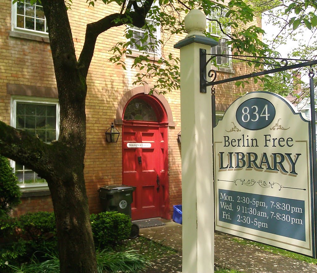 Berlin Free Library in Berlin, CT