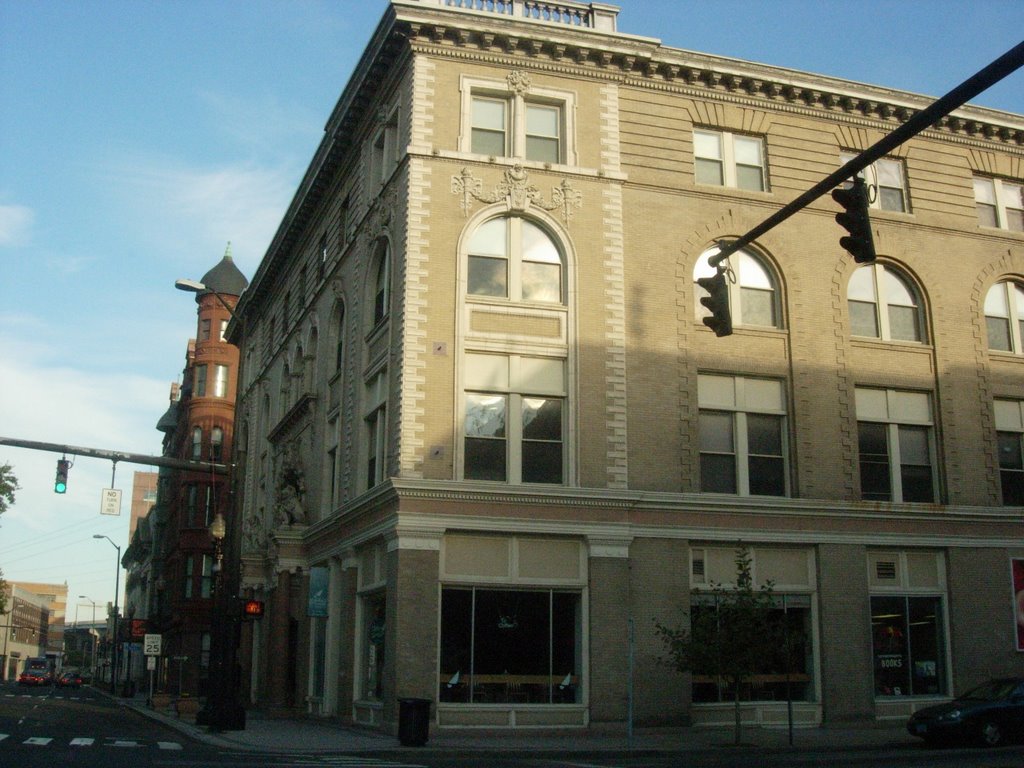 Broad St