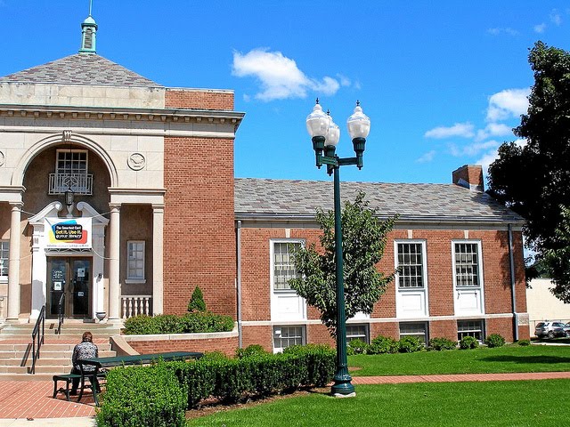 Hagaman Memorial Library