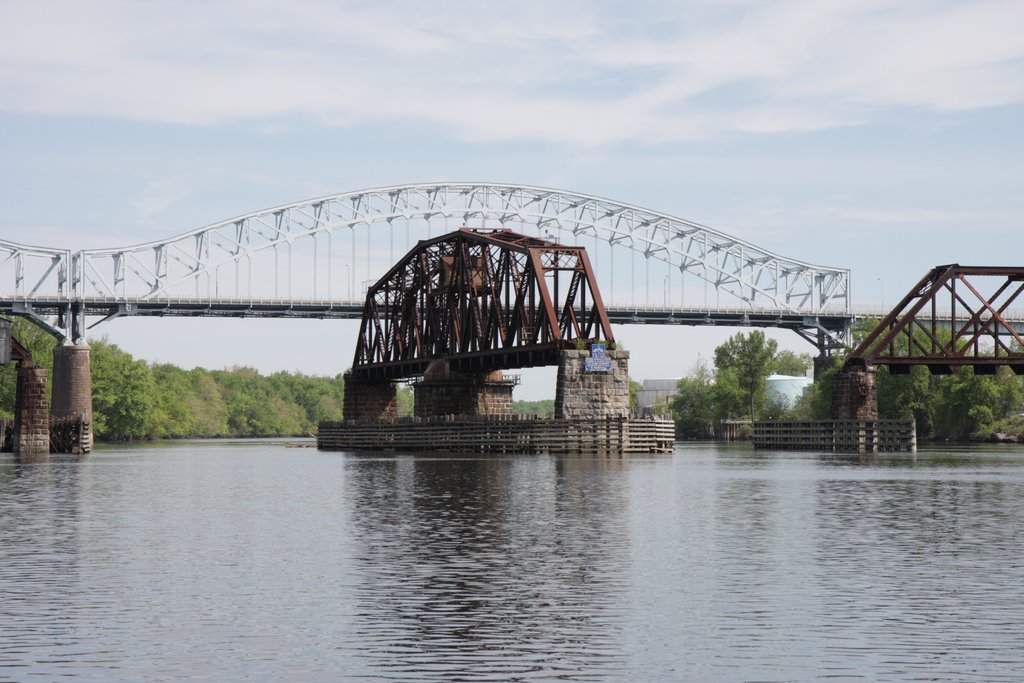 Middletown Harbour Park, Portland and Railroad Bridge