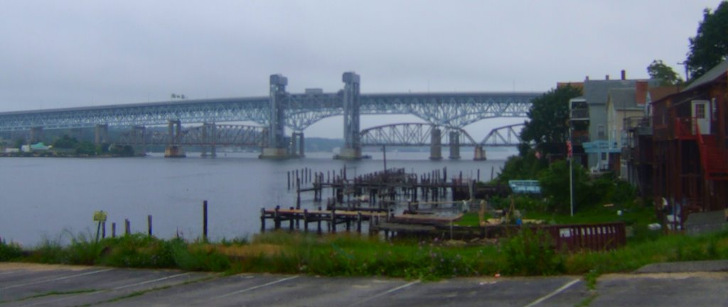 Gold Star Bridge from Groton