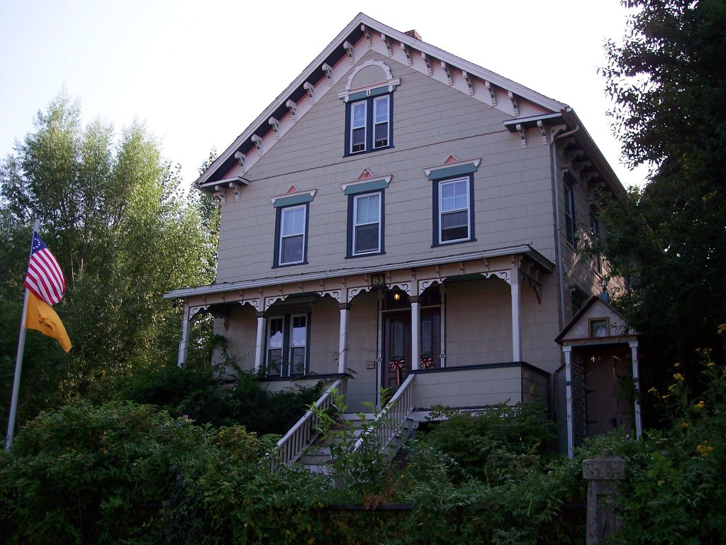 1875 Victorian - 83 Shaw Street