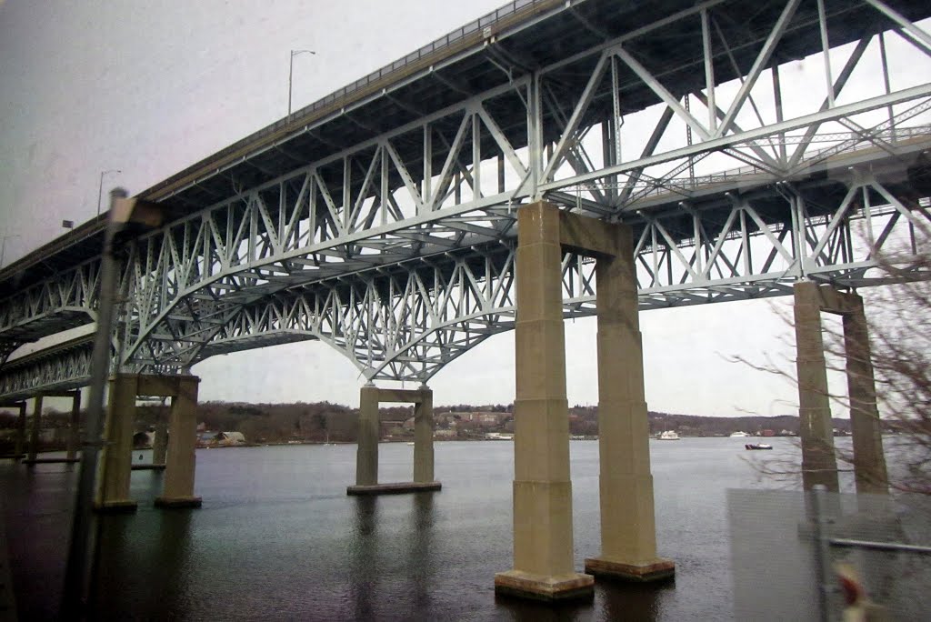 Gold Star Memorial Bridge