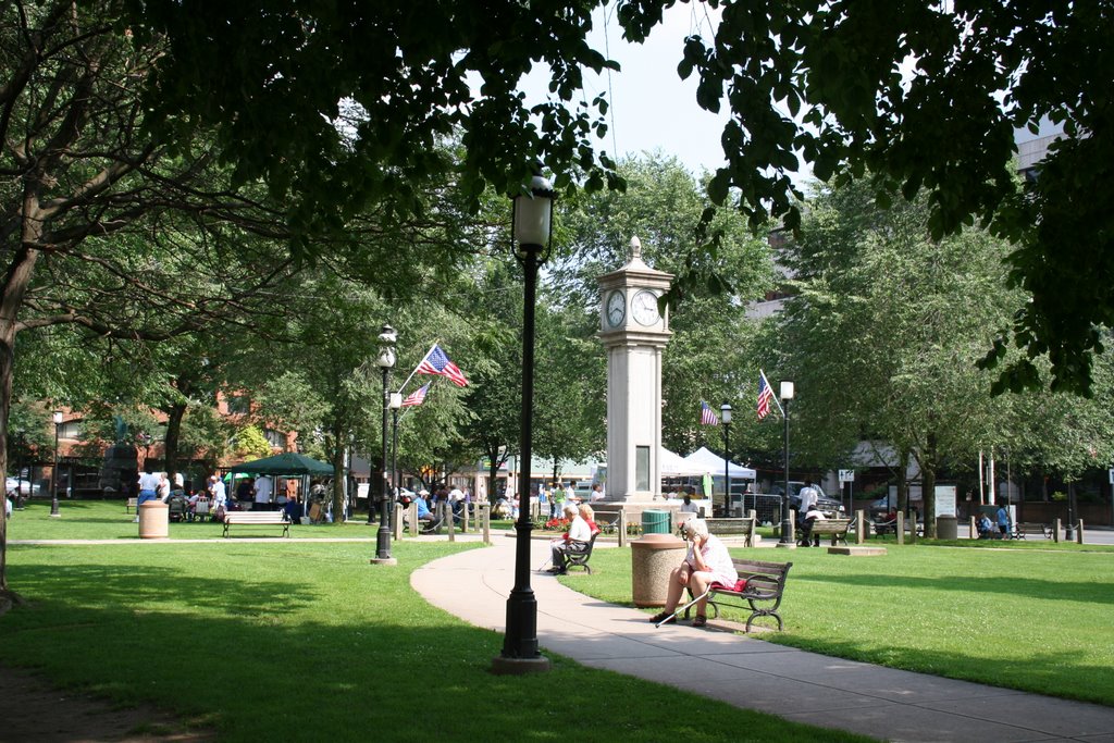 Lux Clock on the Green