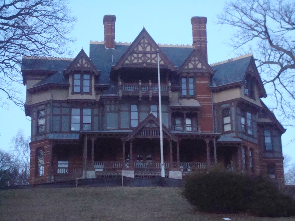 Benedict Miller Mansion in Historic Hillside District, Waterbury, CT