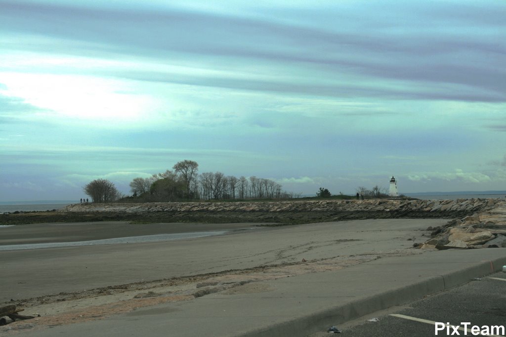 Seaside Park - Bridgeport Lighthouse - Bridgeport. CT.