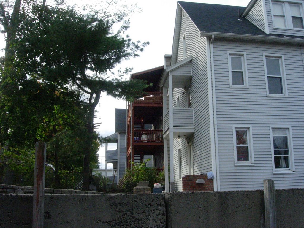 many porches