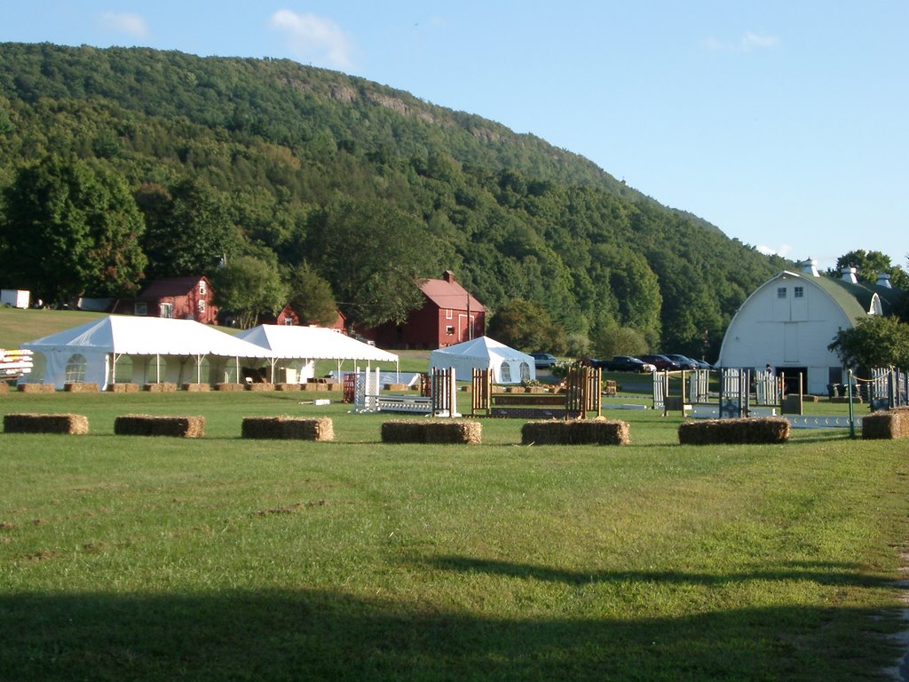 Folly Farm and Talcott Mountain
