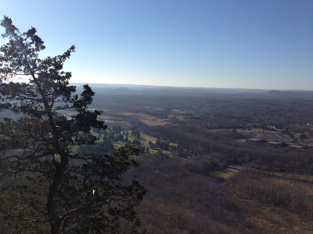 Across Farmington River Valley from Atop Cliff-top Trail, 11222012