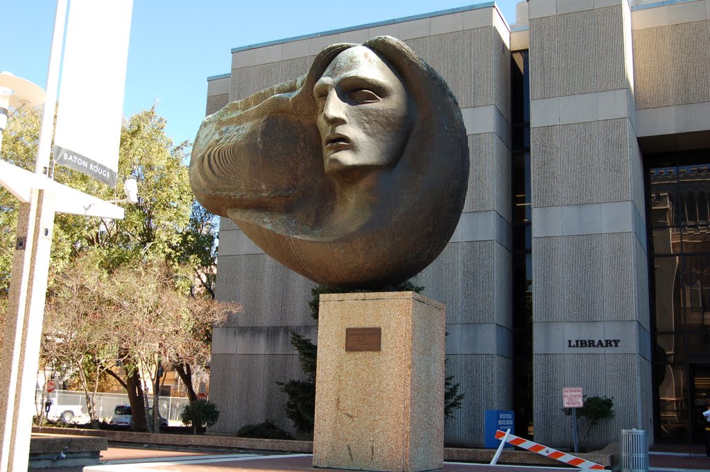 Oliver Pollock Sculpture - Baton Rouge, LA
