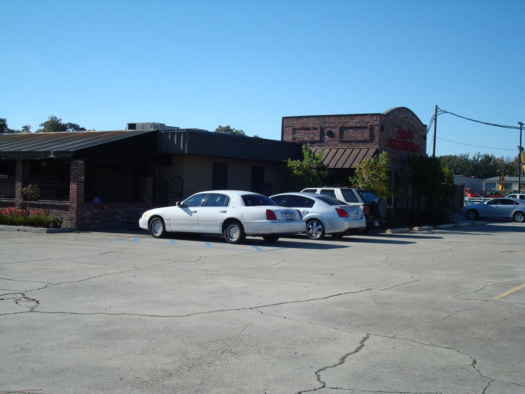 Snos Seafood and Steakhouse