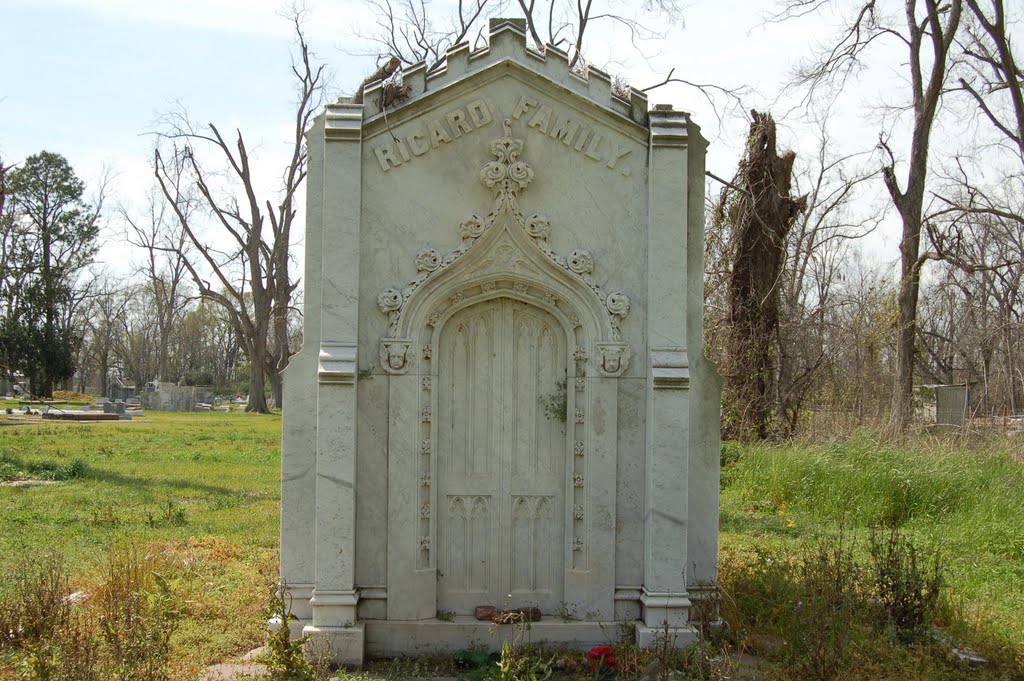 Ricard Tomb - Bayou Goula, LA