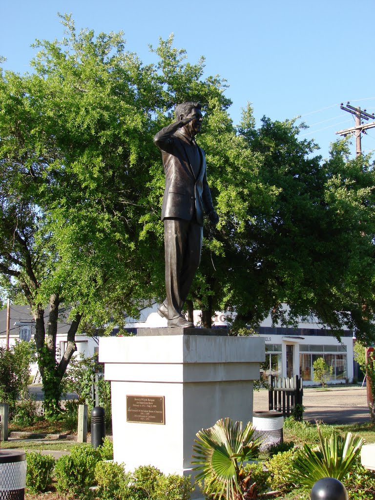 Worlds Largest Statue of President Ronald Reagan