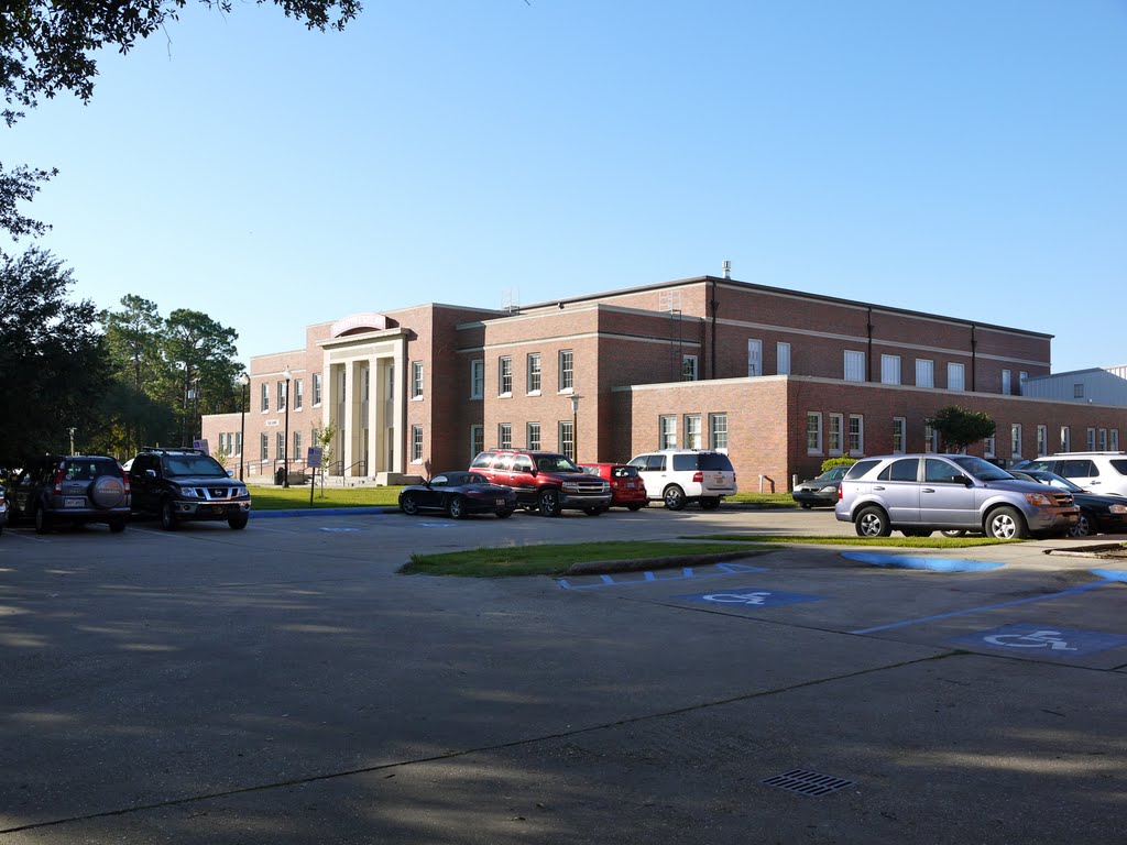 Dustys view of ULL Earl K. Long