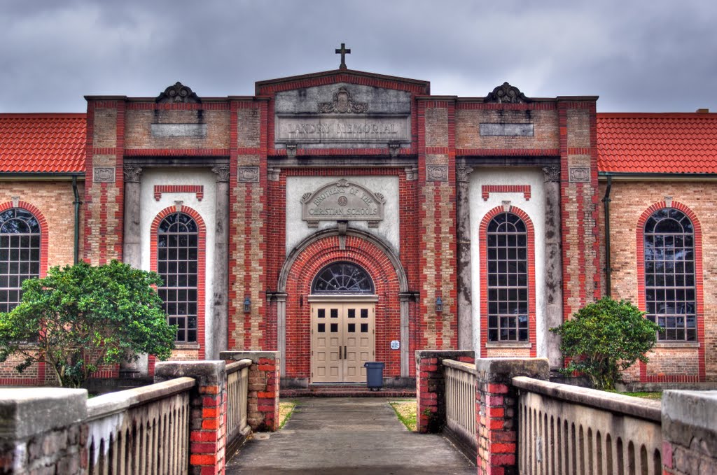 St. Louis High School